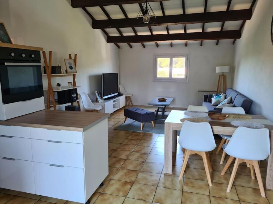 A & Balcon Apartment Cornillon-Confoux