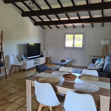 Charmant Appartement A Cornillon-Confoux & Balcon Exterior photo